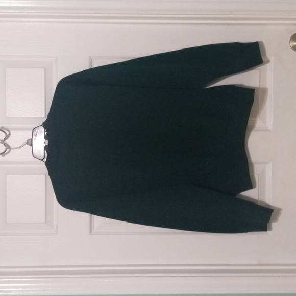 CHRITSMAS SWEATSHIRT - Picture 8 of 9